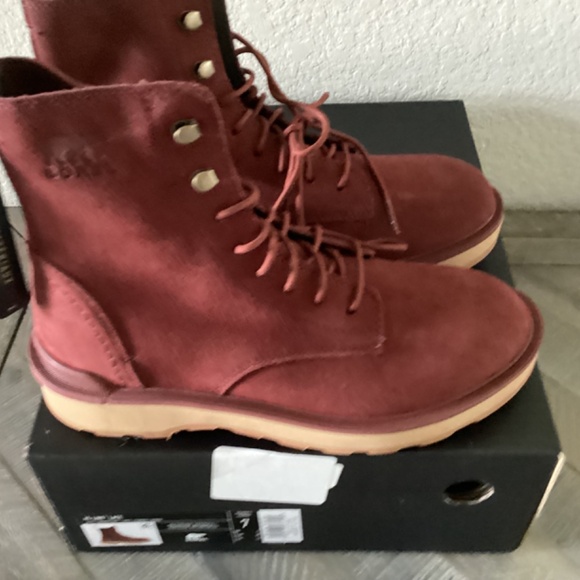 SOREL Hi-Line Platform Combat Boot (Women), size 7 - Picture 8 of 9